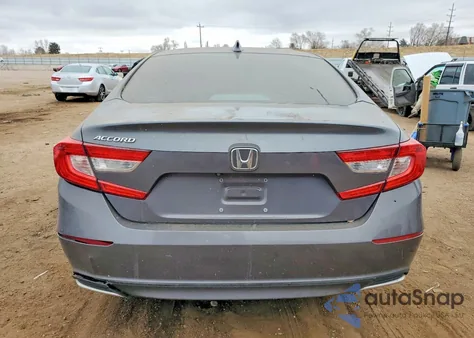 2020 Honda Accord Lx z USA, uszkodzony, nr VIN 1HGCV1F16LA026994